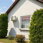 Oliwia 山林小屋 *