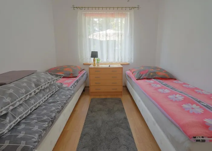 Oliwia אכסניה *