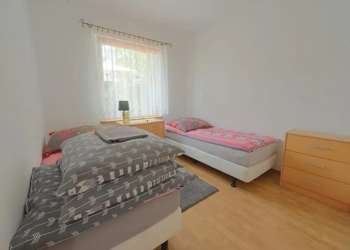 Oliwia ロッジ ウェバ